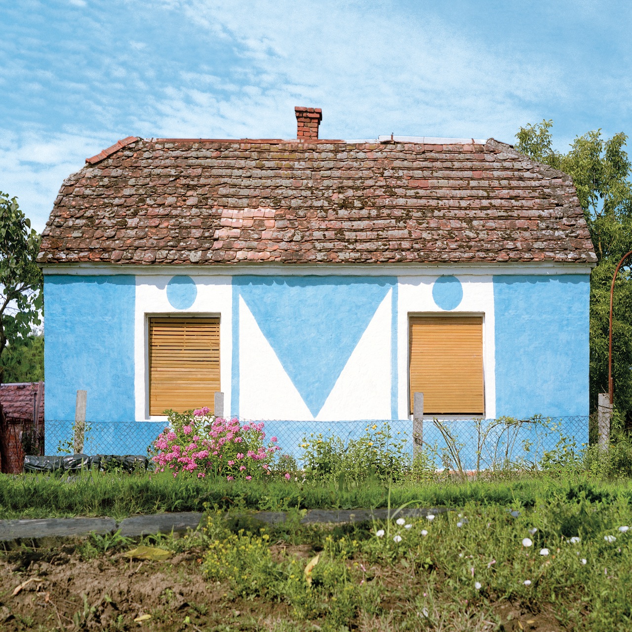 How Hungary's Painted Homes Rebelled Against the Socialist System1280 x 1280
