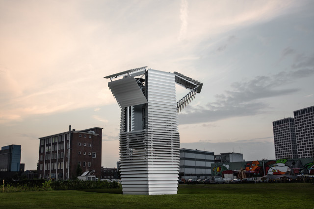 Daan Roosegaarde, the Smog Free Project (2015) (all photos courtesy Studio Roosegaarde)