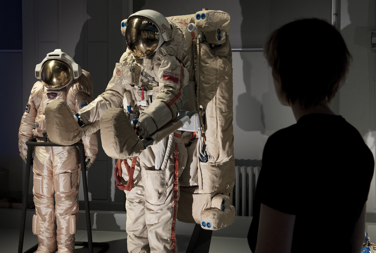 Orlan DMA-18 extravehicular activity spacesuit in the 'Cosmonauts' exhibition (courtesy Science Museum)