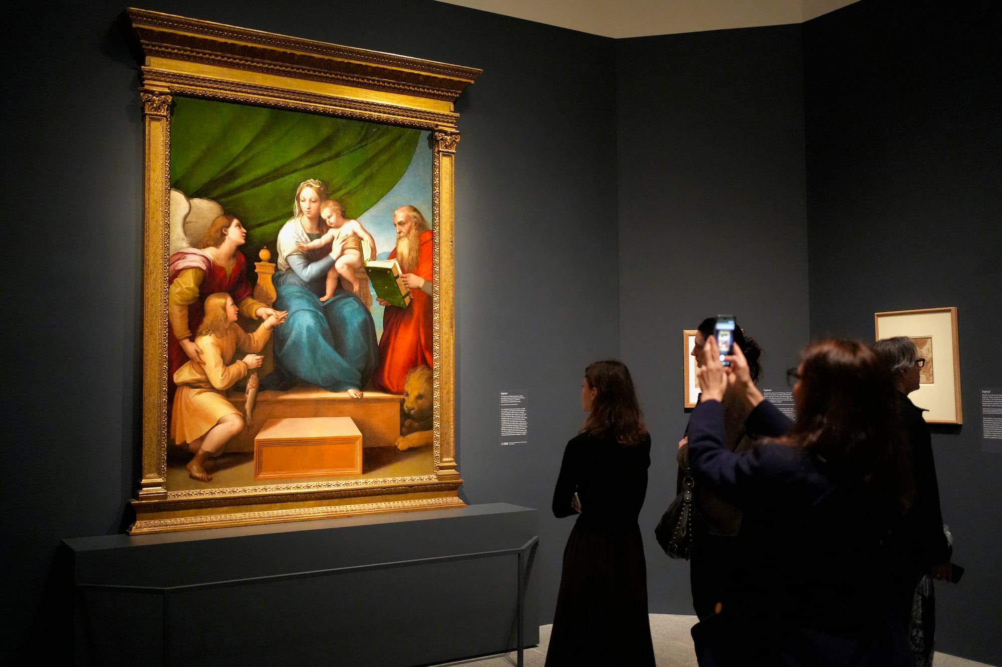 Inside the Met Museum’s Historic Raphael Exhibition