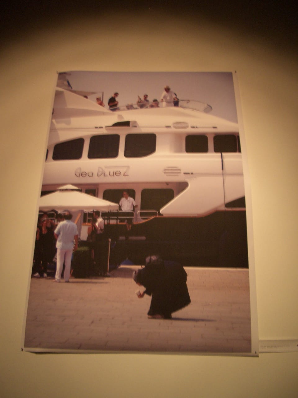 A snapshot of the Hans Haacke photo in question. (photo by the author) (click to enlarge)