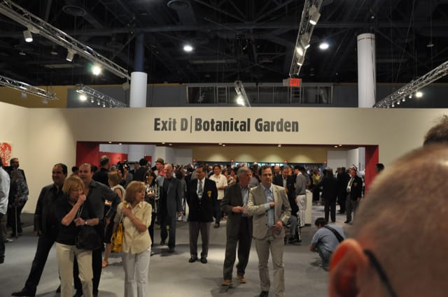 The doors open and they're off ... (click to enlarge)