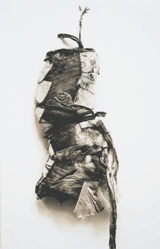 Jay DeFeo, "Untitled (R. Mutt’s cast)" (1973). Gelatin silver print, 9 1/8 x 6 5/8 in. (23.2 x 16.8 cm). San Francisco Museum of Modern Art; Accessions Committee Fund purchase 99.75.1 (© 2012 The Jay DeFeoTrust / Artists Rights Society [ARS], New York; photo by Don Ross) (click to enlarge)