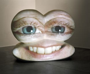 Tony Oursler, "Caricature" (2002) (Image via magasin3.com)