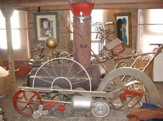 Inside the Broken Angel (click to enlarge)