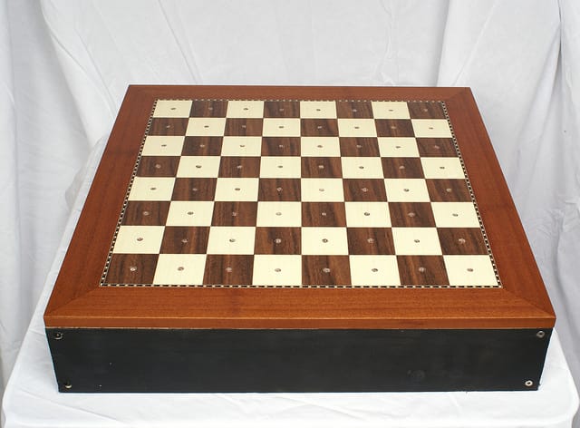 Replica of Lowell Cross's chessboard (Image via Rob Cruickshank / Flickr)