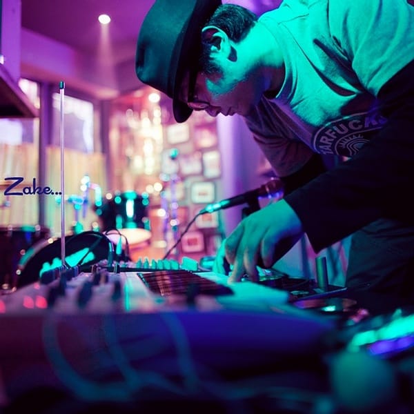 Feng Hao (Image via rockinchina.com)