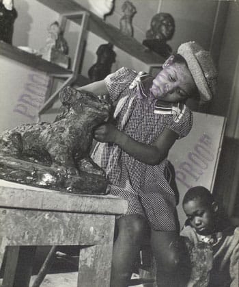 Students at the Harlem Community Art Center, photographed by Berenice Abbott, April 26, 1939 (from the New York Public LIbrary Digital Gallery).