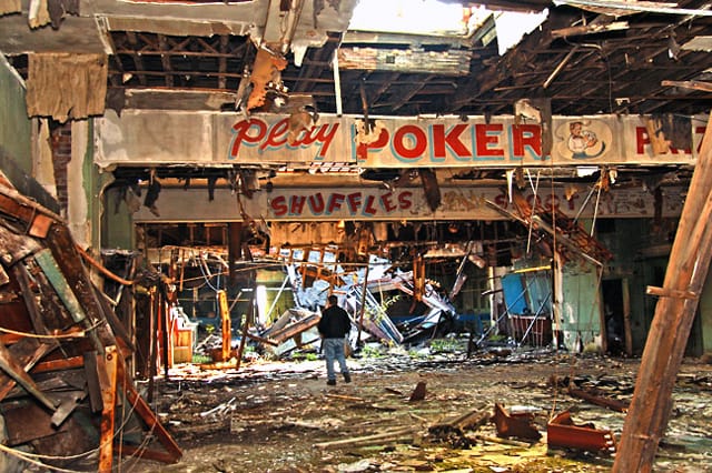 The Curious Playland Arcade Art   Of Larry Millard