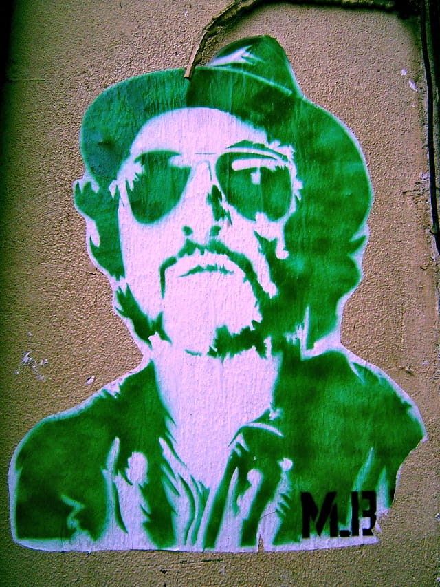 Mr. Brainwash in Paris (2007) (image via Wikipedia)
