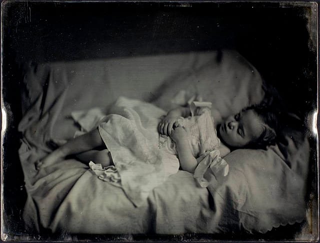 Post-Mortem portrat, daguerreotype, 1850 (courtesy George Eastman House)