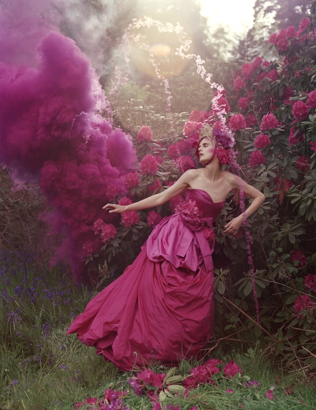 Tim Walker, "Stella Tennant and pink powder cloud. Eglingham Hall, Northumberland" (2007) (©Tim Walker, Dreamscapes at The Bowes Museum)