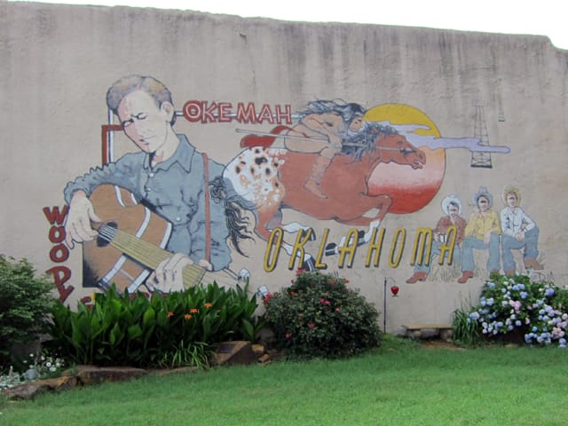 Woody Guthrie mural in Okemah, Oklahoma