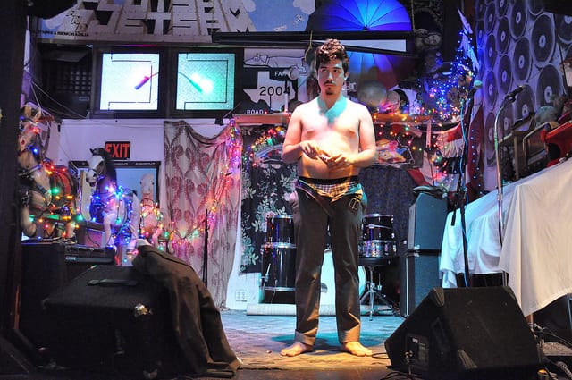 9311829628_ac43a73182_z