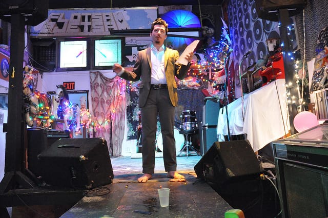 9311830638_07afeb73ce_z