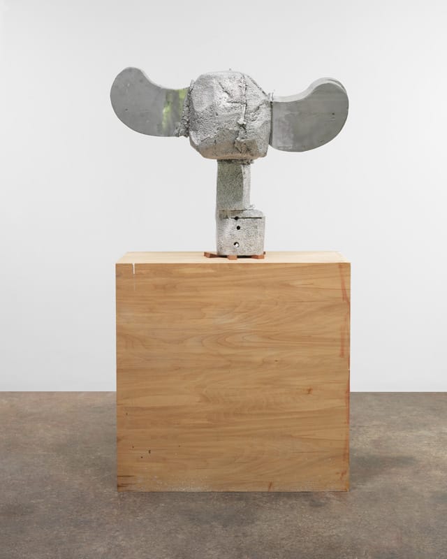 Patrick Strzelec, "Block Head" (2013) (© Patrick Strzelec, courtesy Gary Snyder Gallery, New York)