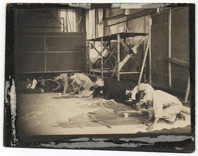 Francis Davis Millet (center) in his studio (ca. 1900) (via Smithsonian Institution)