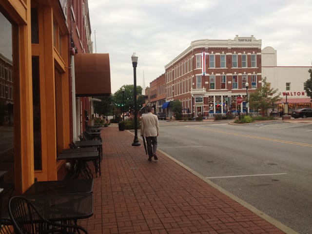 Downtown Bentonville (all photos by the author for Hyperallergic)