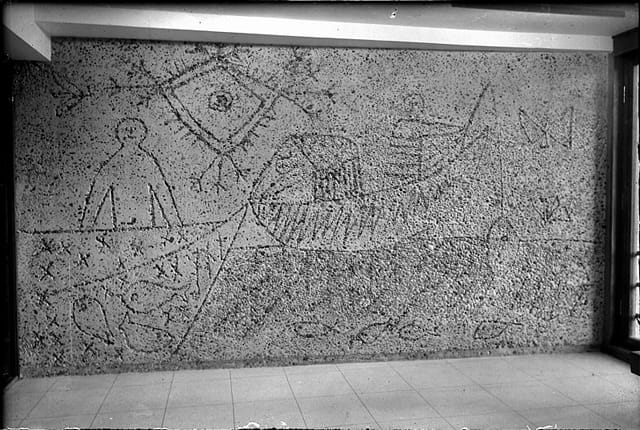 1959 photograph of a mural by Pablo Picasso in one of the Erling Viksjø-designed government buildings (photograph by W. Råger, via Oslo Museum)