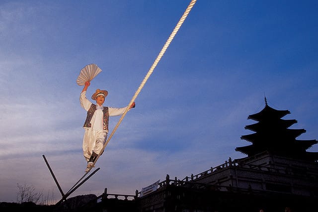 Jultagi tightrope walker in South Korea (via Korea.net)