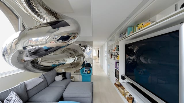 Skyhouse Slide (photograph by Eric Laignel)