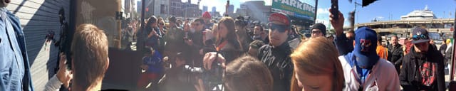 The crowd at the Hustler Banksy (photo by the author for Hyperallergic) (click to enlarge)