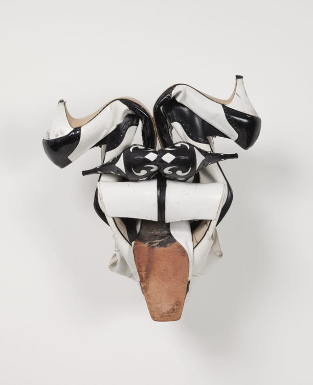 Willie Cole, "MBF II" (2013), shoes, wire and screws, 15 1/2 x 14 x 10 1/4 in/39 x 35 x 26 cm