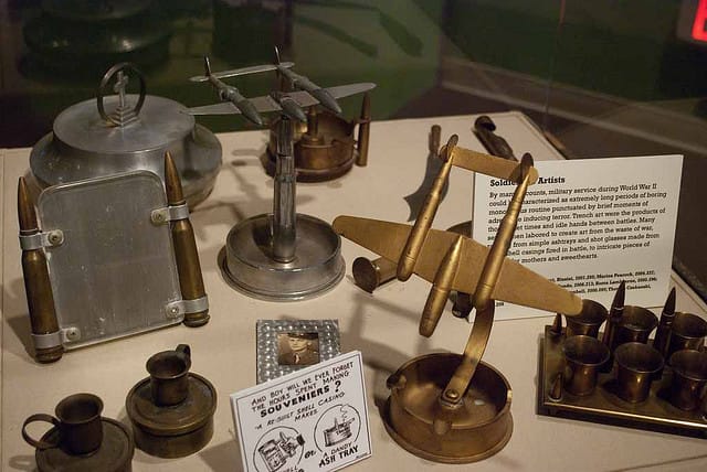 Trench art in the National World War II Museum i New Orleans