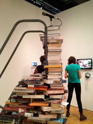 Side view of Satch Hoyt’s “Say It Loud!” (2004) (click to enlarge)