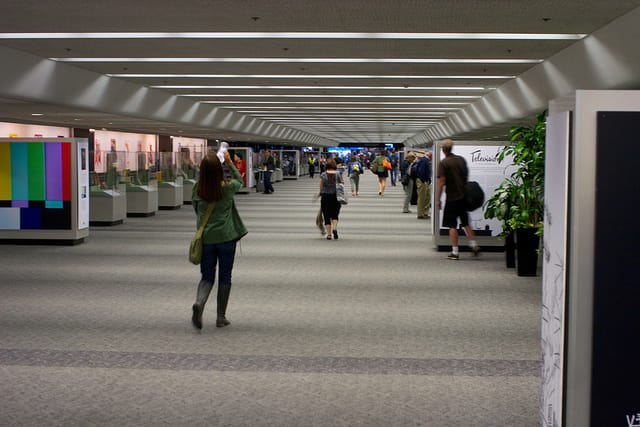 An exhibition on television at SFO airport. Image CC BY-NC Juan Monroy.