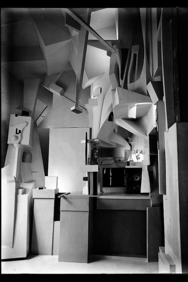 Kurt Schwitters' "Merzbau," photographed in 1933 (via Galerie op Weg)