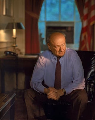 Gregory Heisler's portrait of Ed Koch (via 6thfloor.blogs.nytimes.com)