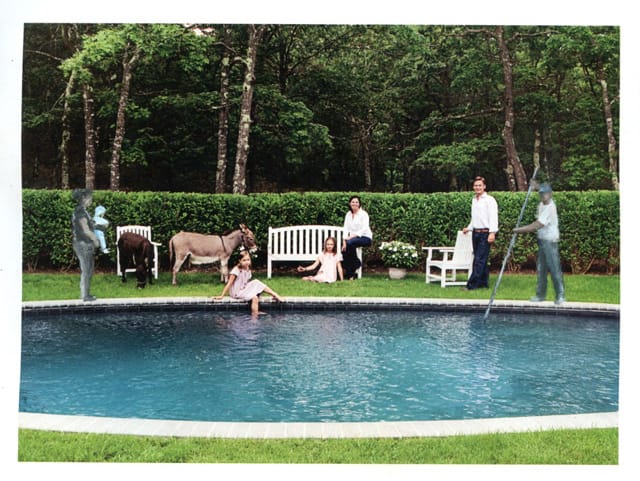 Ramiro Gomez, "Portrait of an Affluent Family" (2013)