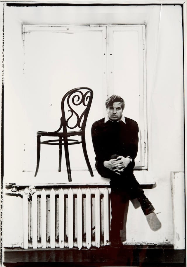 Lev Melikhov , "Igor Makarevich" (1980s). Gelatin silver print . Collection Zimmerli Art Museum at Rutgers University. Norton and Nancy Dodge Collection of Nonconformist Art from the Soviet Union. Photo: Peter Jacobs. All images courtesy of ZImmerli Art Museum at Rutgers University.