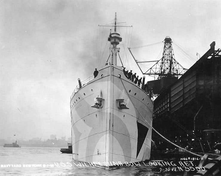 USS Wilhelmina in NYC (1918) (via U.S. Naval Historical Center)