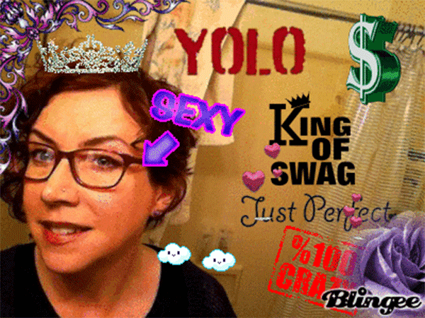 Marie Walz' blinged out selfie!