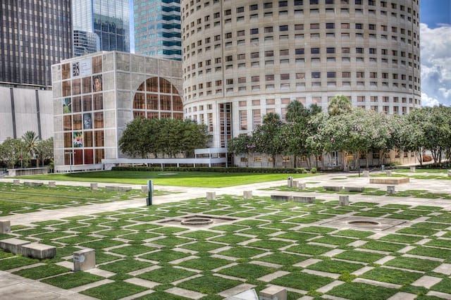 Kiley Garden New York, NY Photograph © Maria Bevilacqua and Frederick Pirone, 2013, courtesy The Cultural Landscape Foundation.