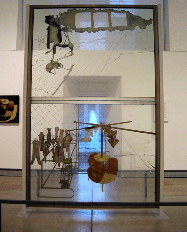 "Large but dissimilar glasses" (GIF by the author for Hyperallergic)