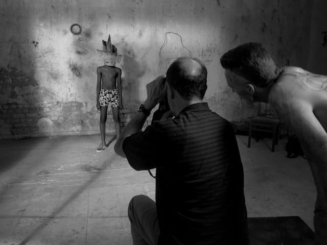 Roger Ballen at work