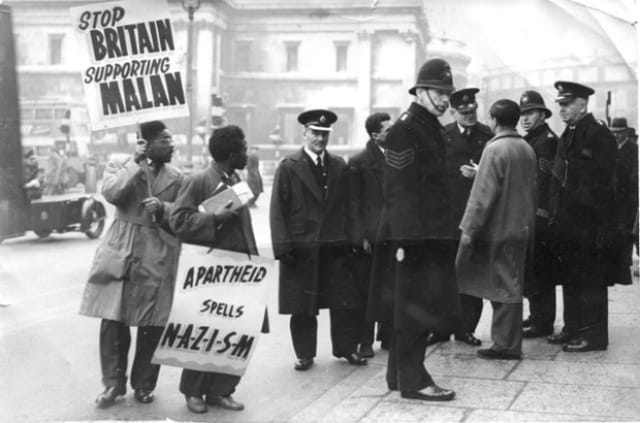 1949 protest outside London's South Africa House (courtesy AAM)