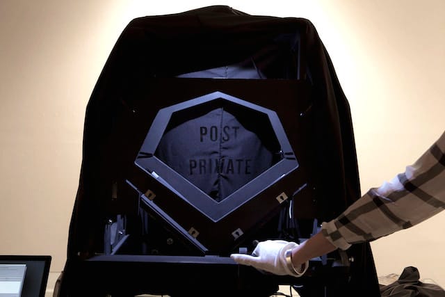 The DIY scanner at neverhitsend's event "post-private." All images courtesy of neverhitsend.