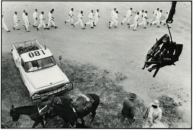 Danny Lyon, “Guns are Passed to the Prison Tower, Ferguson Unit, Texas” (1968), gelatin silver print (image courtesy Etherton Gallery)