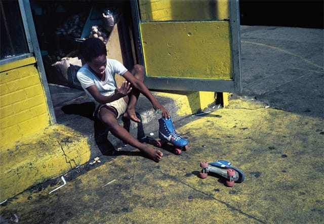 Meryl Meisler, "Roller Skates" (Bushwick, Brooklyn, circa 1984)