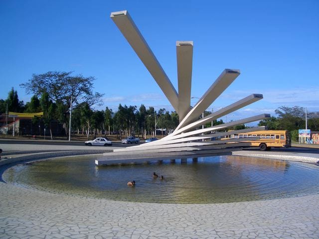 colon fountain