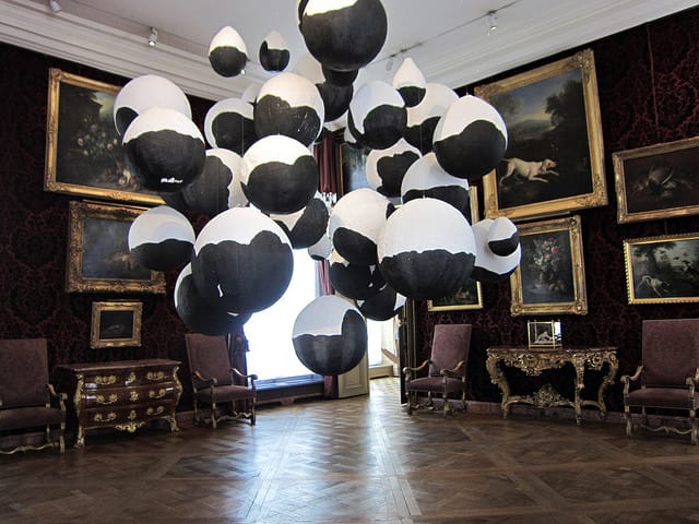 Lin Utzon, "Cosmic Dance" at the Musée de la Chasse et de la Nature in Paris