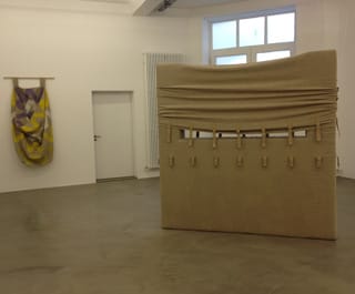 Friedrich Teepe’s sculptural manipulations of canvas at Arratia Beer (click to enlarge)