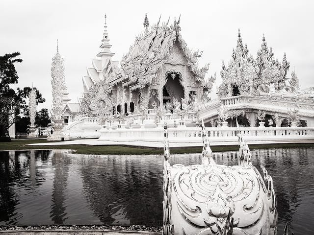 Wat Rong Kun, the "White Temple," wrecked by an earthquake in Thailand (photograph by VnGrijl, via Flickr)