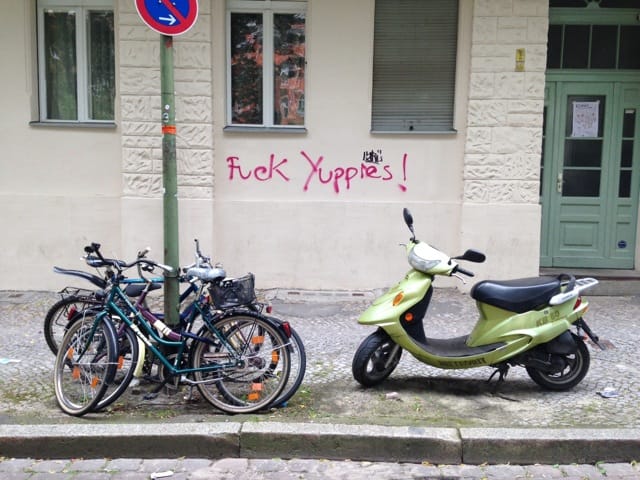 Anti-gentrification graffiti in Neukölln (All photos by the author for Hyperallergic.)