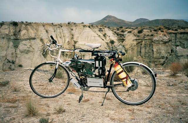 Simon Starling, Tabernas Desert Run, 2004. Image credit: Production photographs by Simon Starling, the Tabernas Desert, Almeria, Spain. Courtesy the artist and The Modern Institute/Toby Webster Ltd, Glasgow.