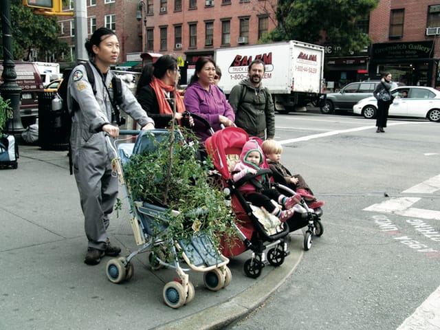 Tattfoo Tan, S.O.S. Mobile Gardens, 2009-ongoing. Image credit: © 2009 Tattfoo Tan. Courtesy the artist.